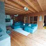 Appartement Moon Wood Maklár
