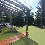 Moon Wood Appartement *